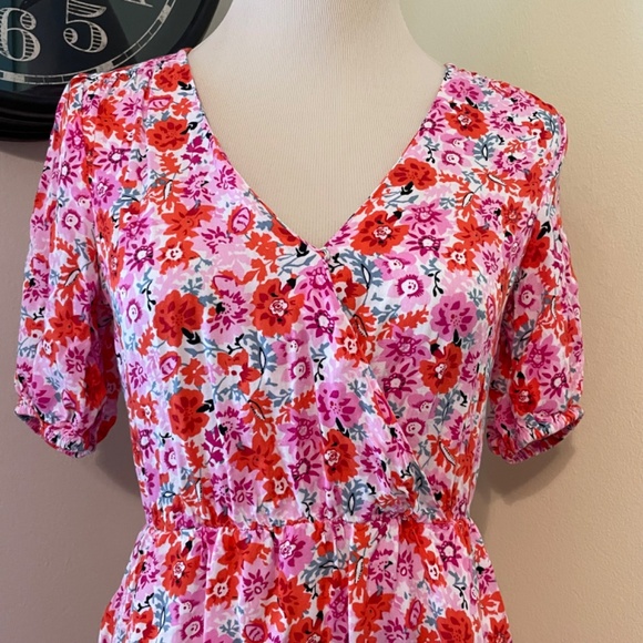 Lucky Brand XS Super soft floral dress with sleeves and POCKETS! - Picture 2 of 8